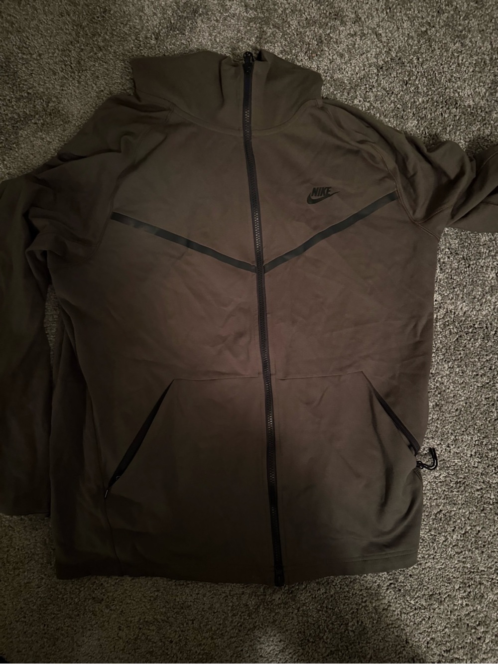 Nike Men’s Olive Green Full-Zip Hoodie Jacket